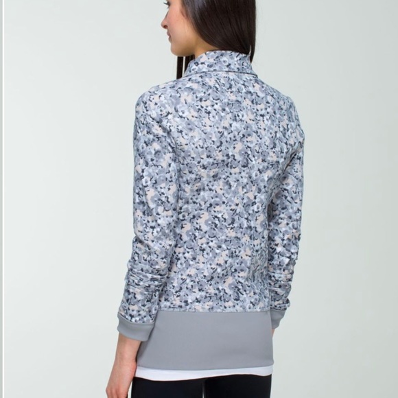 lululemon Nice Asana Jacket Fleur Silver Spoon Grey Sz 4 - Picture 2 of 15